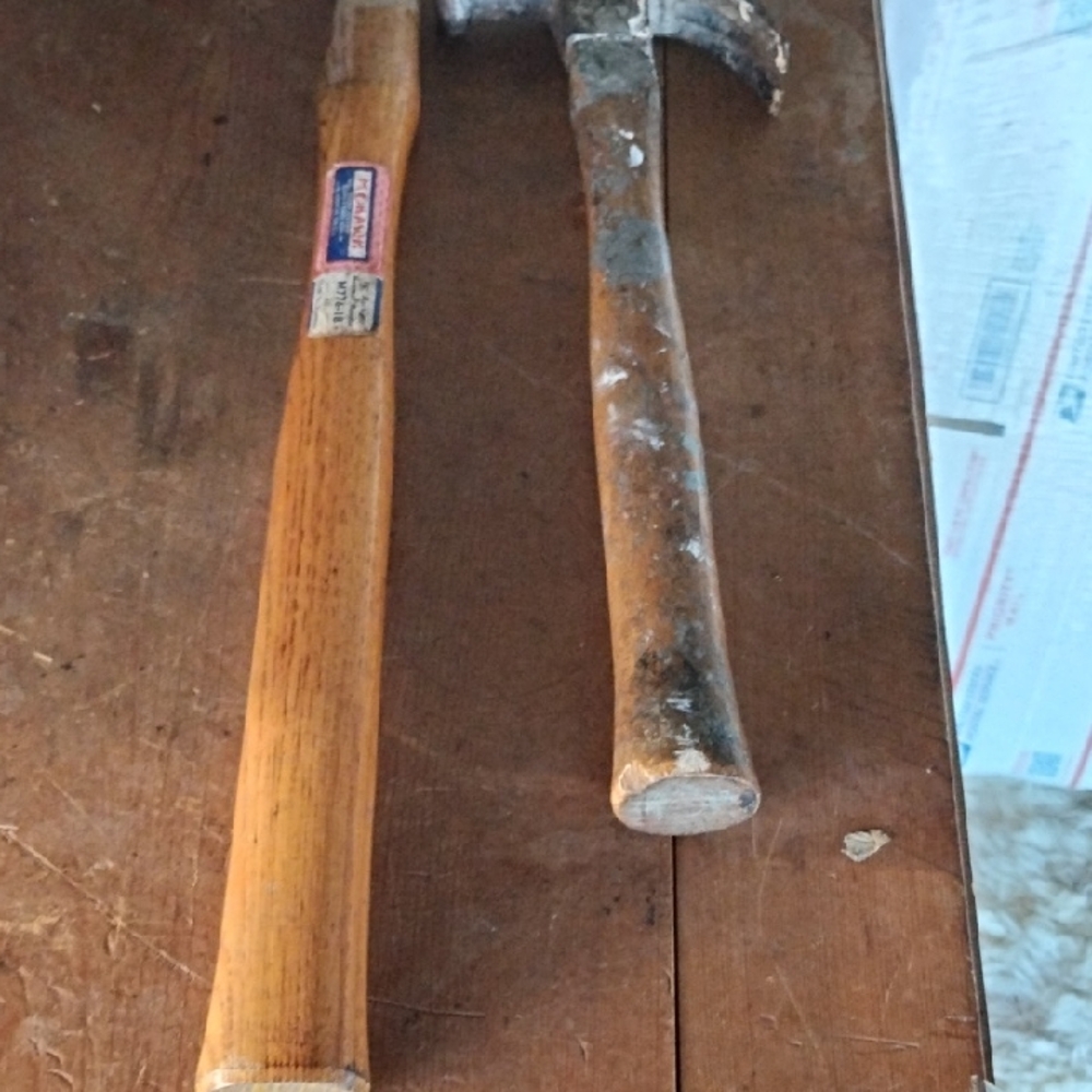 Wood Handle Claw Hammer - Natural Wood & Black& Indian Mohawk Hickory Homemade H